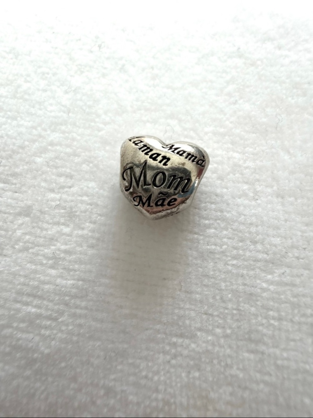 Pandora charms, Set of 2, Mom charm & Family charm. Used.